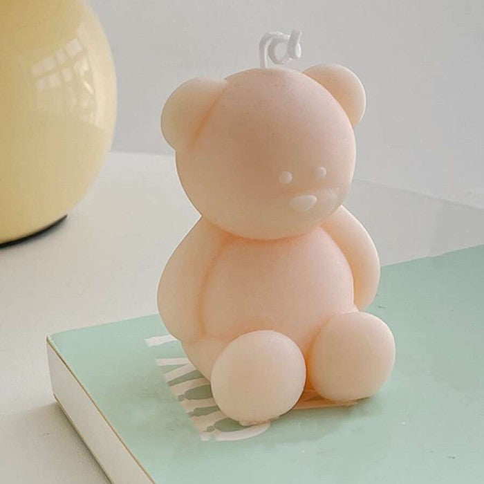 Lumanare Parfumata, Vivimall, Model Ursulet, Portocalie, Aroma de Piersica, 5.5x3.6x4 cm - vivimall.ro