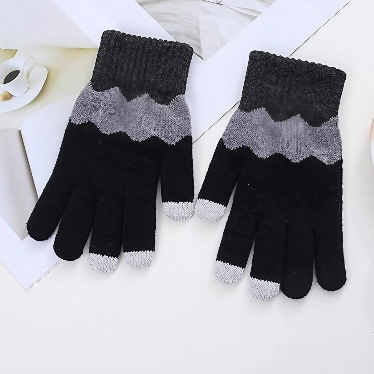 Manusi de Dama, Flippy, Model Ondulat, Functie Touchscreen (ecran tactil), Material Acril Tricotat, Manseta Elastica, Interior Catifelat, Marime Universala, Negru/Gri