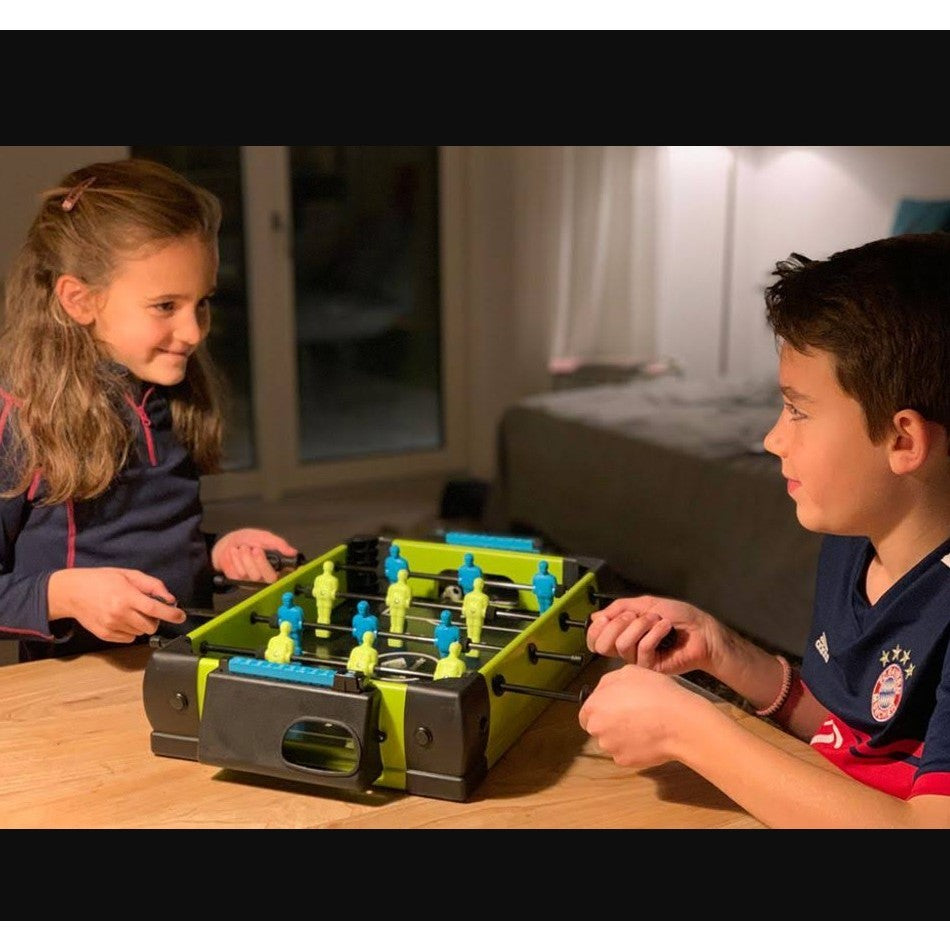 Masa de fotbal cu teren si 12 jucatori Vivimall, 4 manere, cu Tablou Scor, din Metal si ABS, 36.5 x 35.5 x 8 cm, Design Multicolor, pentru copii/adulti, verde - vivimall.ro