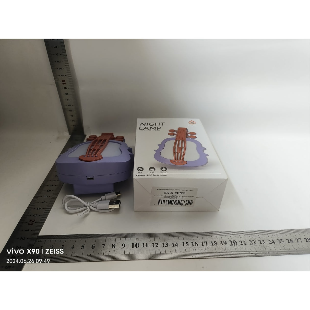 Lampa de Veghe, Vivimall, cu Protectie pentru Ochi, Model Violina, Lumina Calda, Incarcare USB, ABS, 14.3x5x9.9 cm, Mov/ Portocaliu - vivimall.ro