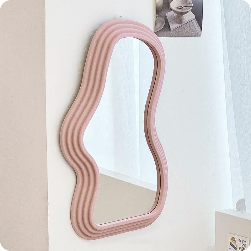 Profil lateral oglindă decorativă asimetrică roz, dimensiuni 40.3x26 cm, calitate superioară