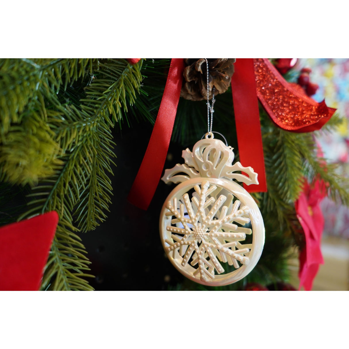 Ornament brad de Craciun, Perlat, Rotund, 8 cm x 11 cm, Plastic, Flippy - vivimall.ro