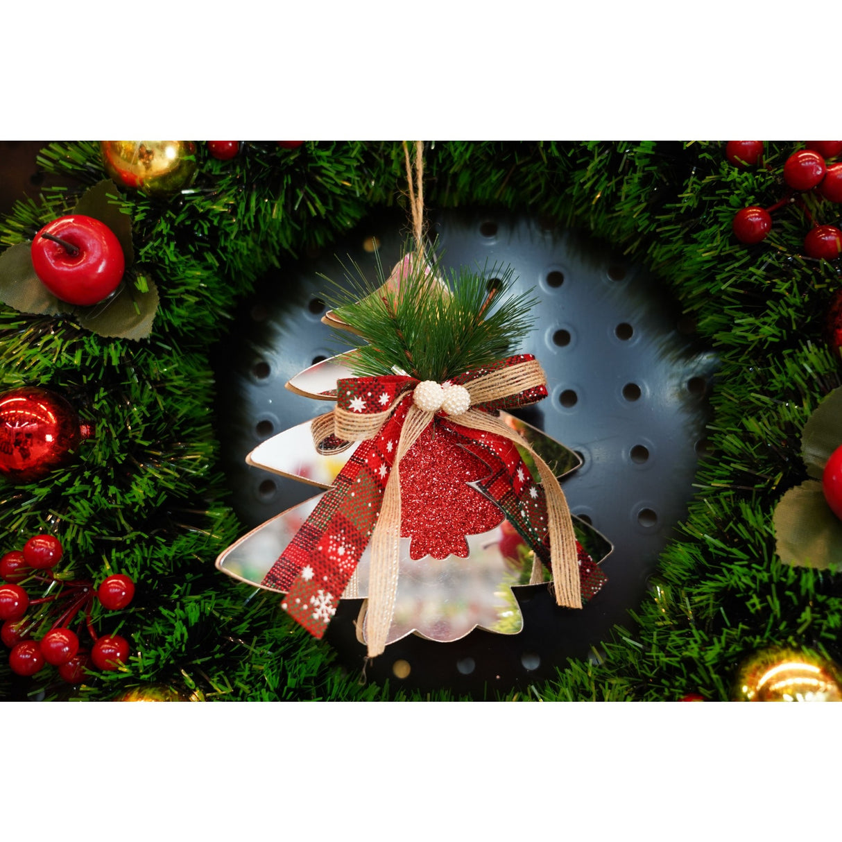 Ornament brad, Flippy, Brad, Argintiu, Lucios, 14*17CM, Acril, Interior/ Exterior - vivimall.ro