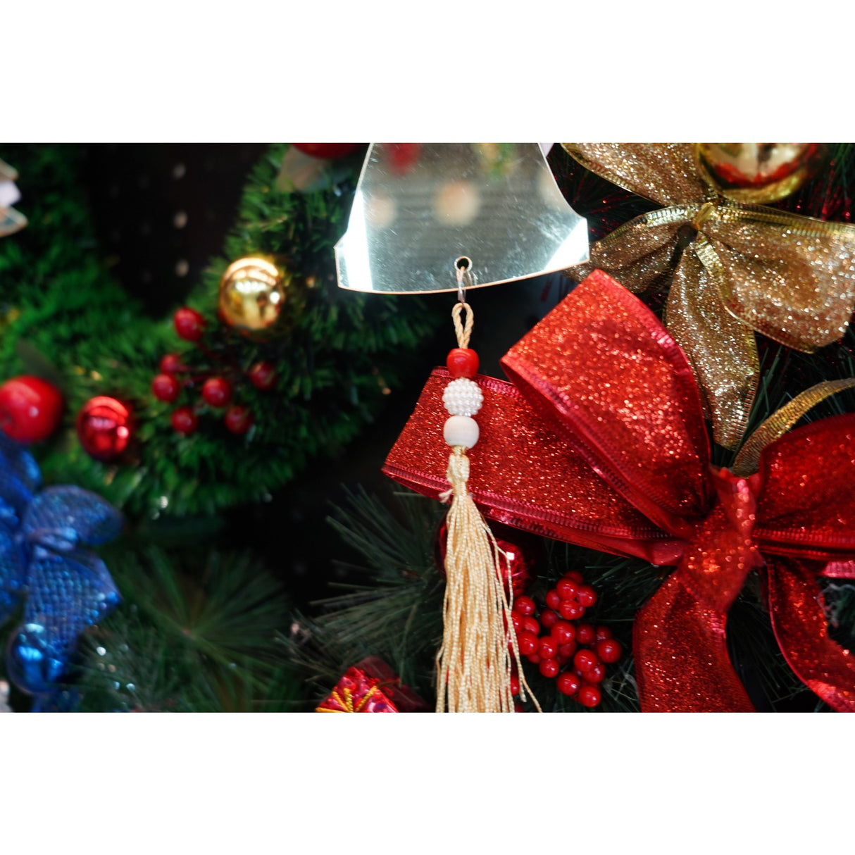 Ornament brad, Flippy, Caciulita, Auriu, Lucios, 8*25CM, Acril, Interior/ Exterior - vivimall.ro