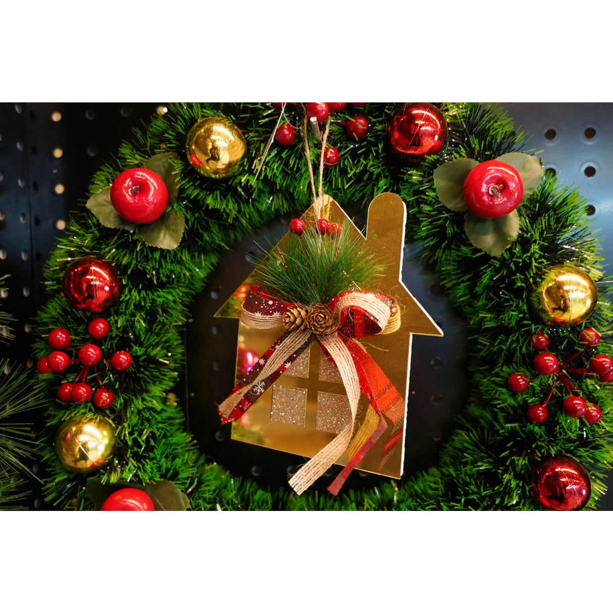 Ornament brad, Flippy, Casa, Auriu, Lucios, 16*17CM, Acril, Interior/ Exterior - vivimall.ro