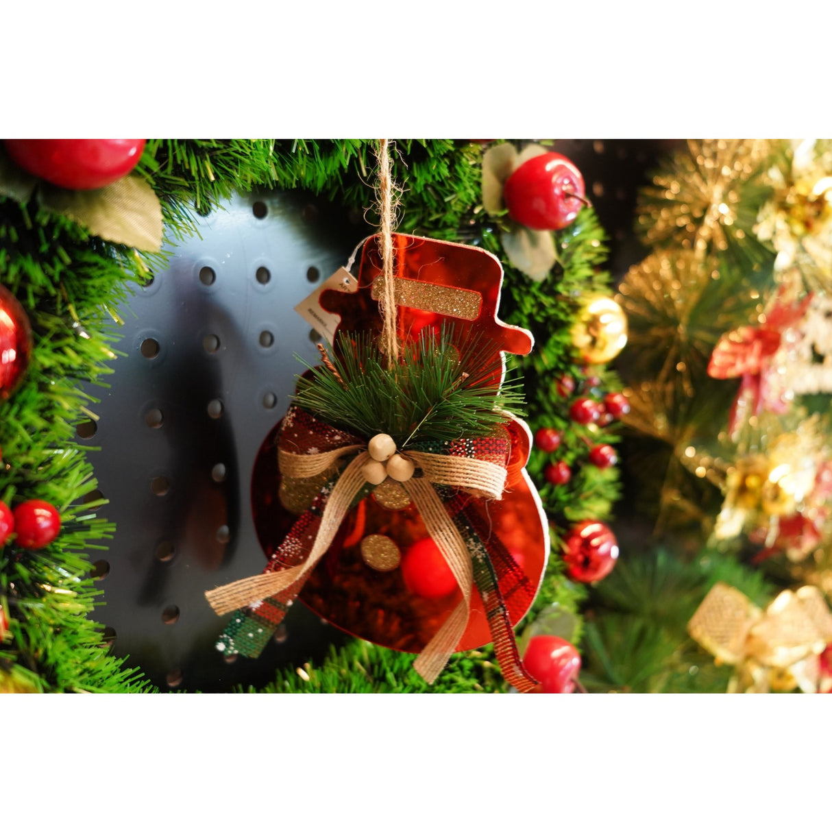 Ornament brad, Flippy, Om de zapada, Rosu, Lucios, 14*17CM, Acril, Interior/ Exterior - vivimall.ro