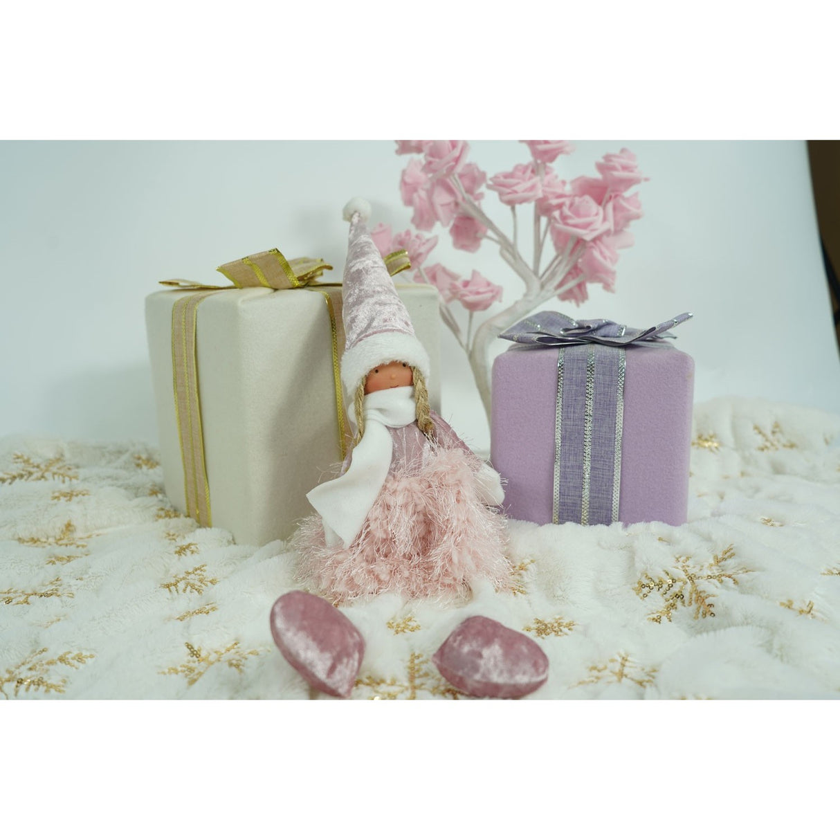 Ornament de Craciun papusa, Flippy, roz/alb, textil, 50 cm - vivimall.ro