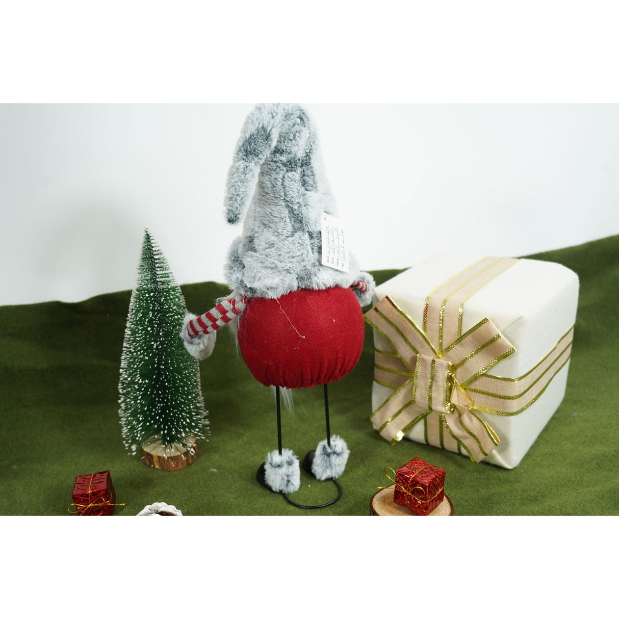 Ornament de Craciun spiridus, Flippy, gri/rosu, textil, 55 cm - vivimall.ro