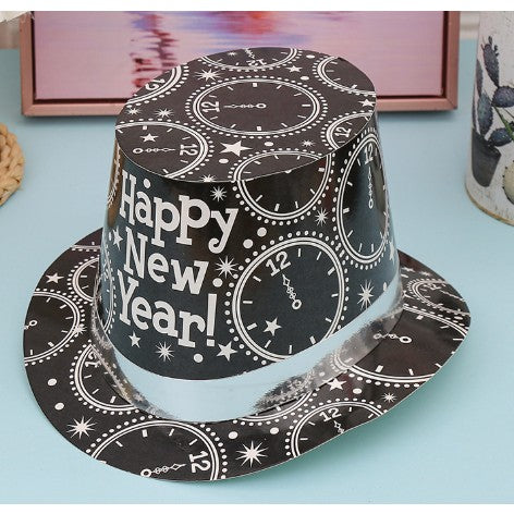 Pălărie carton Flippy Happy New Year, detaliu imprimeu ceasuri argintii pe fond negru