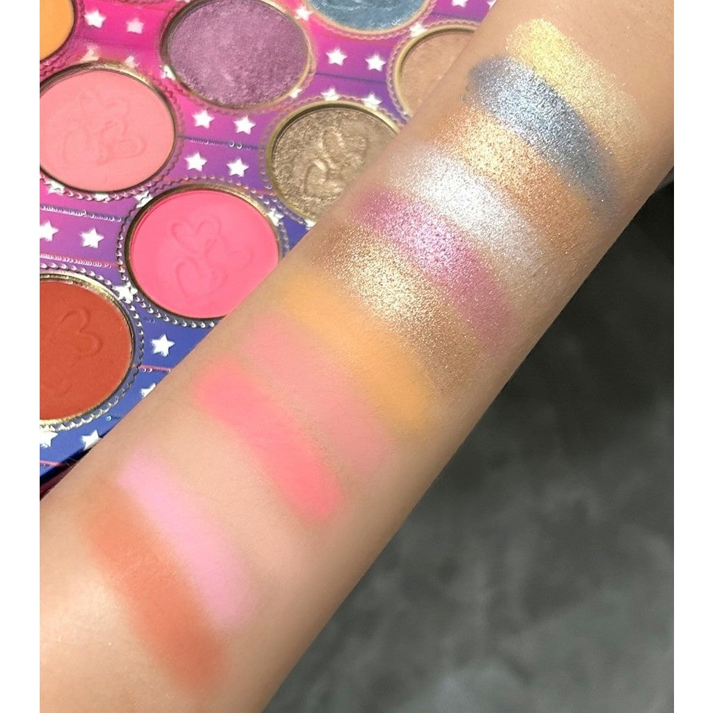 Set Machiaj Cool Girl LookBook 82 Culori | DivaSkin - vivimall.ro