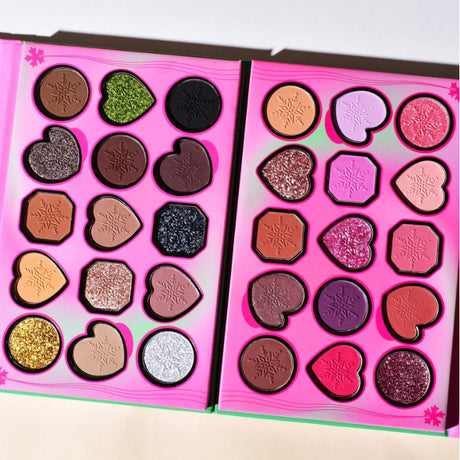 Paleta De Machiaj Atractive | AtractiveGlow - vivimall.ro