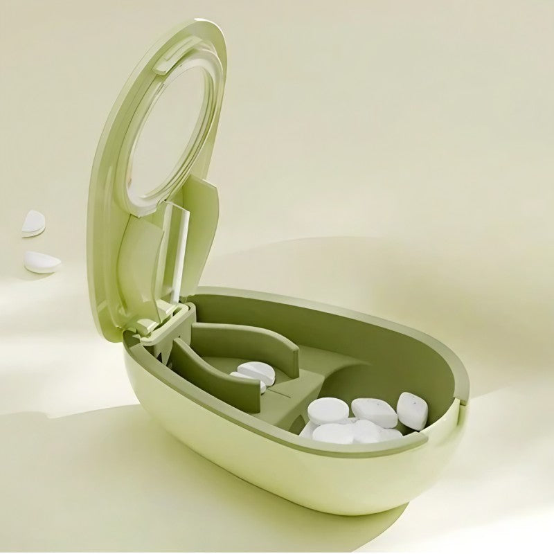 Cutie Taiat Pastile si Depozitare Medicamente, Flippy, Galbena, 8x5x2.65 cm, Compacta si Portabila, Ideala Pentru Calatorii