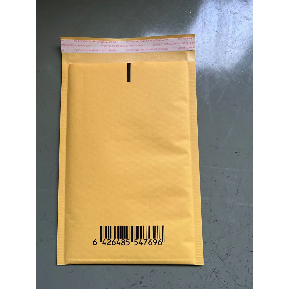 Plic antisoc cu bule  F16 , 240x350+40 mm, fara logo, 25.3 grame, lipire autoadeziva