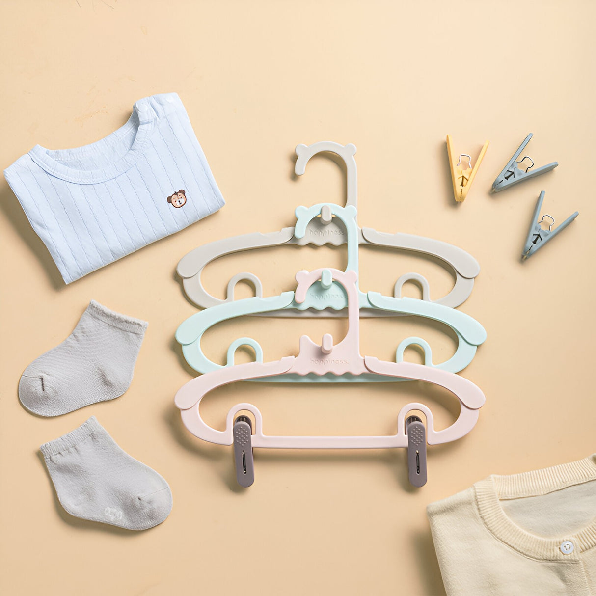 Set 10 Umerase pentru Copii, Vivimall, Potrivite pentru Uscarea si Depozitarea Hainelor de Bebelusi, 28x16.7 cm, Roz - vivimall.ro