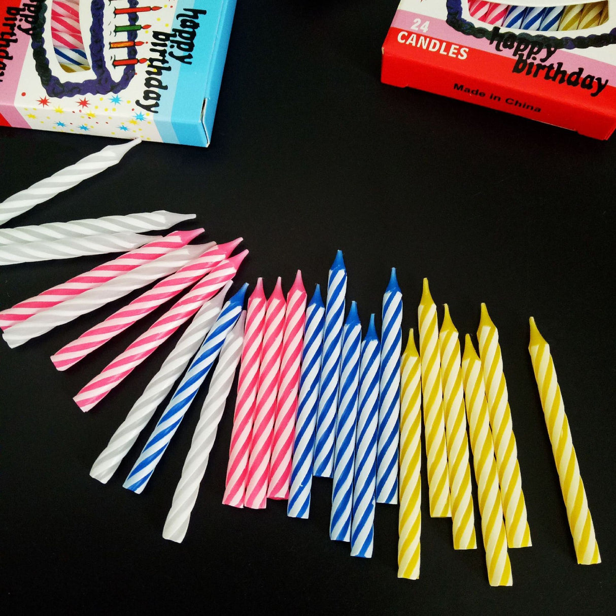 Set 24 Lumanari de Tort, Vivimall, Model Spirala, Party, 6.5 cm, din Parafina, Multicolor