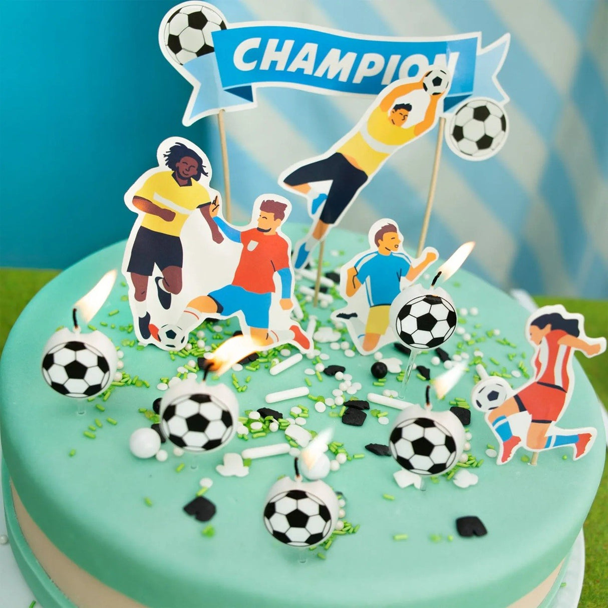 Set 5 Lumanari de Tort, Vivimall, Model Mingi de Fotbal, 3.5 cm, din Ceara, Alb/Negru - vivimall.ro