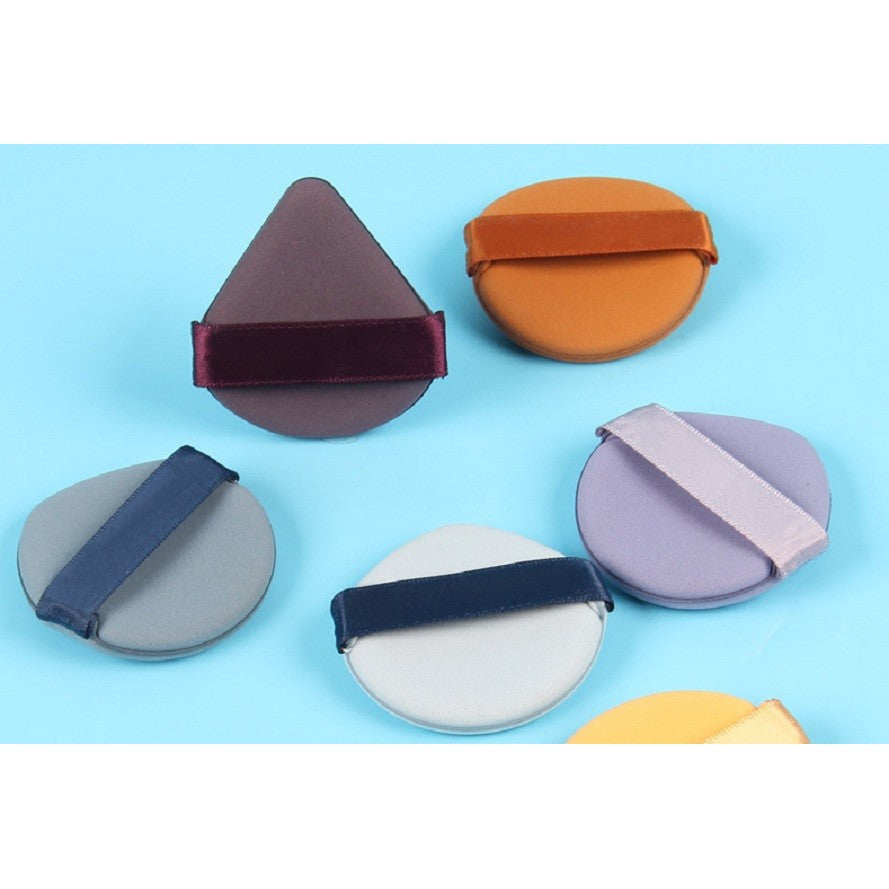 Set 7 Bureti de Machiaj Triunghi Vivimall, Reutilizabili, Utilizare Umeda sau Uscata, 5.5 x 5.5 x 1.3 cm, Powder Puff, Multicolor - vivimall.ro