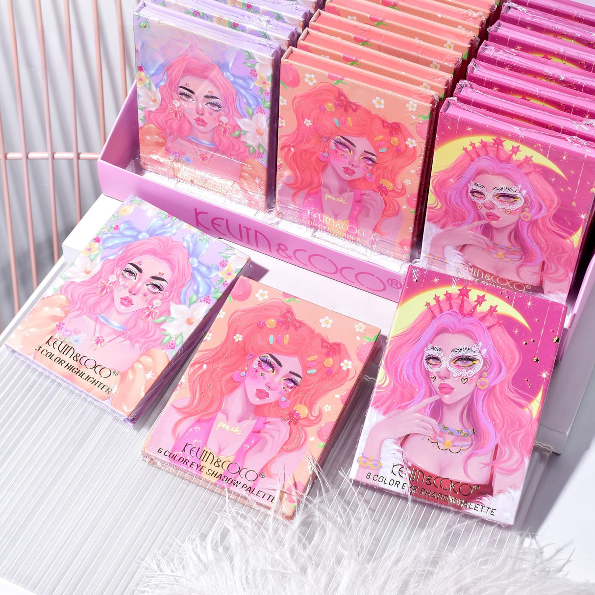 Paleta de Machiaj, KEVIN & COCO, Pink Barbie Girl. Fard de Pleoape, 6 culori, 11.3 x 8.2 x 1.3 cm, Model Flower Girl