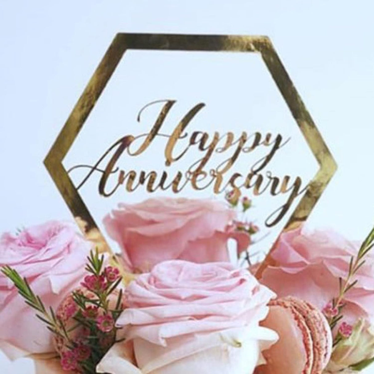 Decoratiune Topper pentru Tort, Vivimall, Model Hexagon Scris Happy Birthday, Tematica Aniversare, Auriu - vivimall.ro