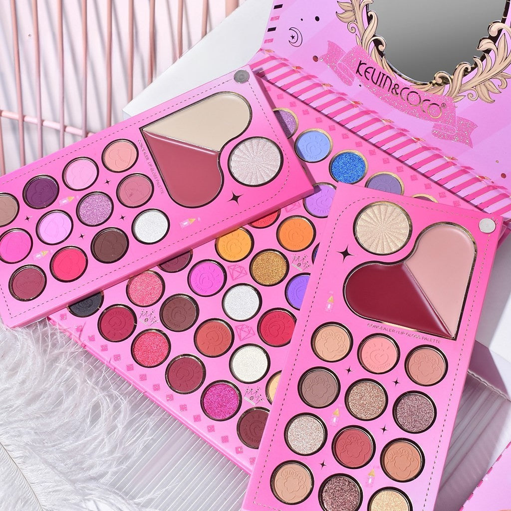 Trusa de Machiaj, KEVIN & COCO, Princess Palette. Fard de Pleoape, Iluminator, Corector, Ruj, 79 culori, 19.7 x 20 x 2 cm - vivimall.ro