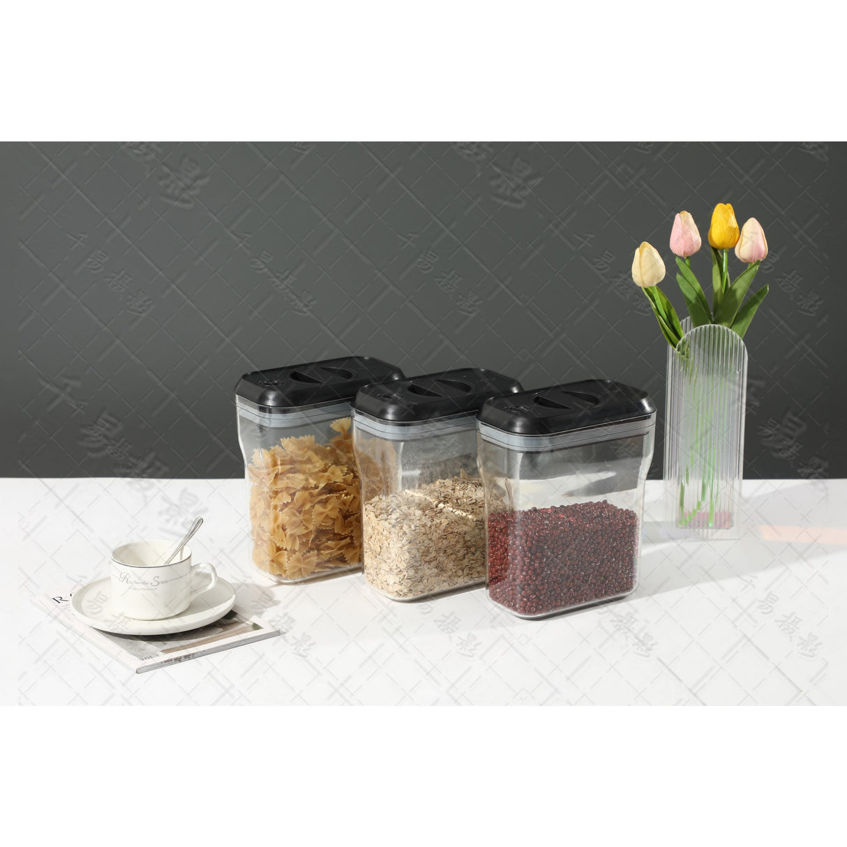 Recipient Din Plastic, Pentru Alimente/Obiecte, Inchidere Ermetica Rotire 90 Grade, 2L, 20.5 X 10.5 X 27 Cm, Transparent - vivimall.ro