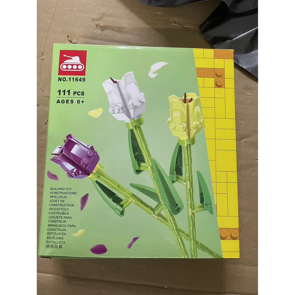 Set de Constructie 3 Lalele, Vivimall, 24cm Lungime, Ornament Floral, 111 Piese, 6 Ani, Mov-Alb-Galben - vivimall.ro