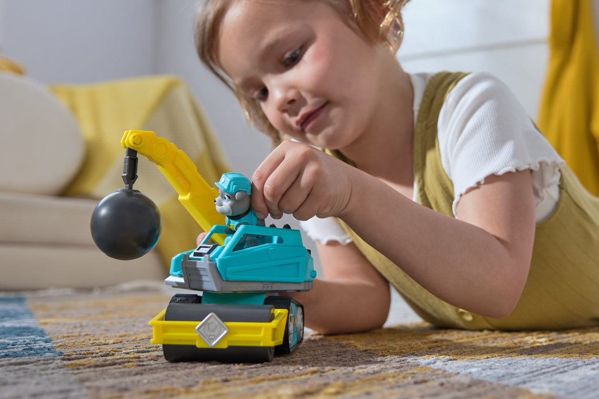 PATRULA CATELUSILOR RUBBLE AND CREW MOTOR SI TRACTORUL CU BILA DE DEMOLARE