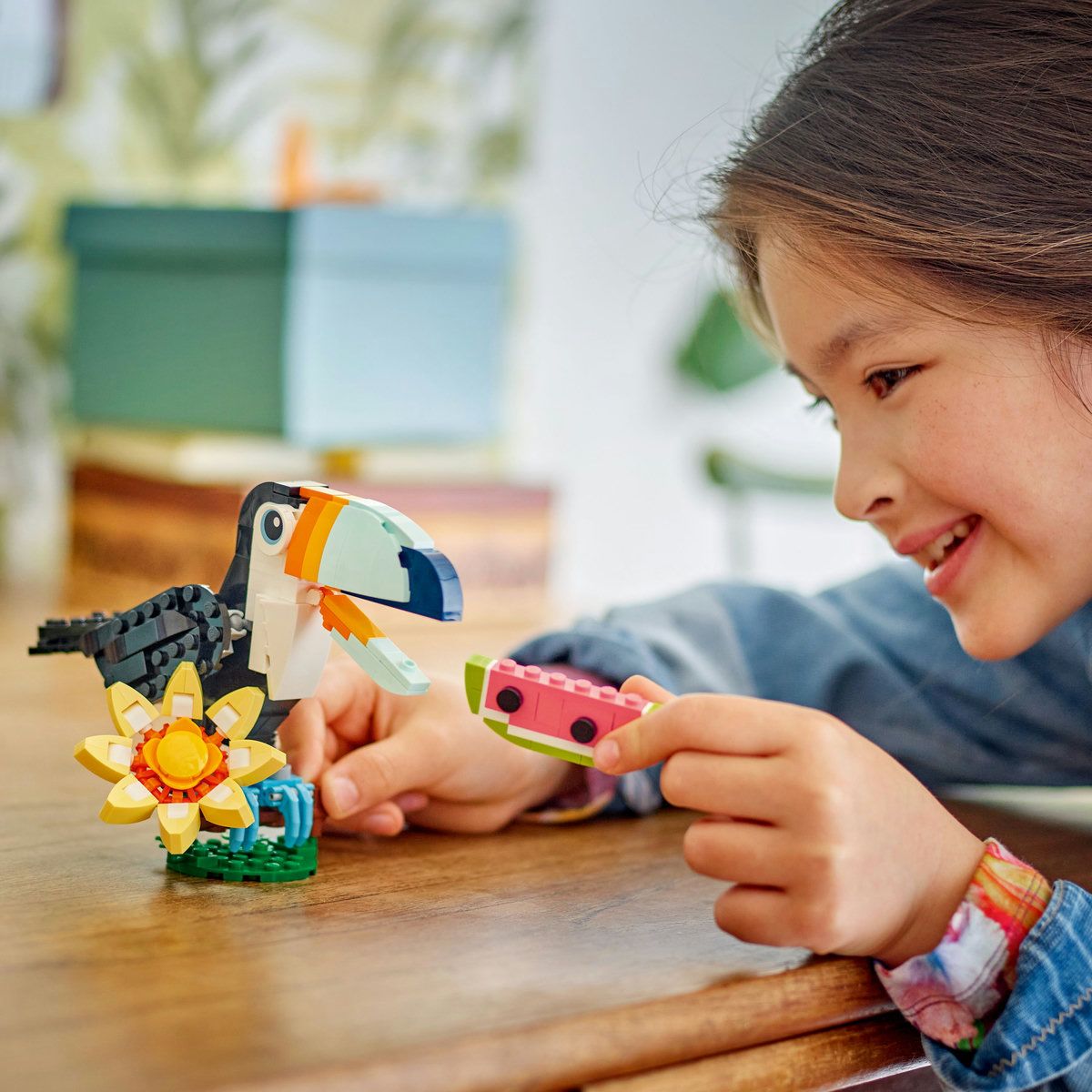 LEGO CREATOR ANIMALE SALBATICE TUCAN TROPICAL 31173