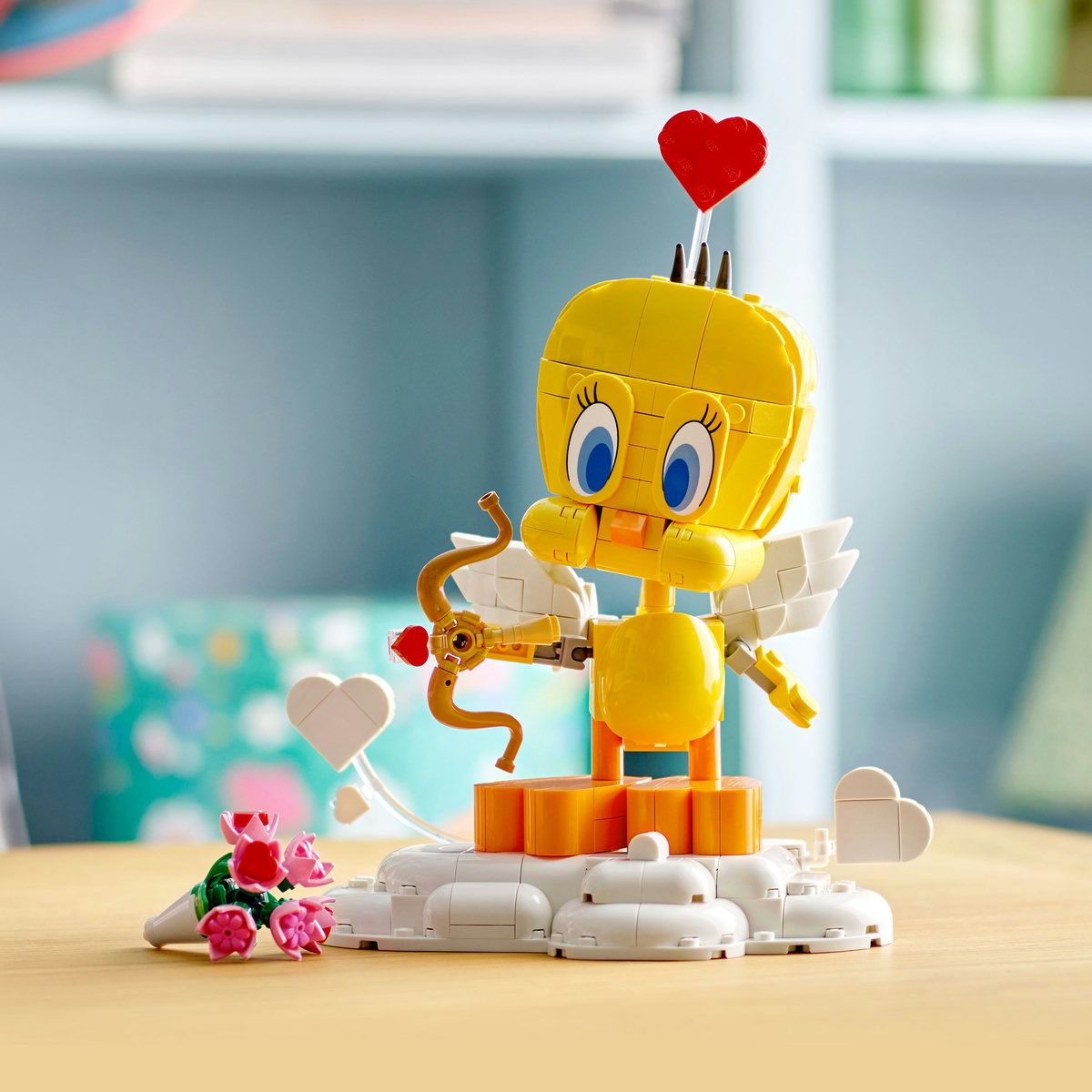 LEGO ICONICS ADORABILUL TWEETY 40824