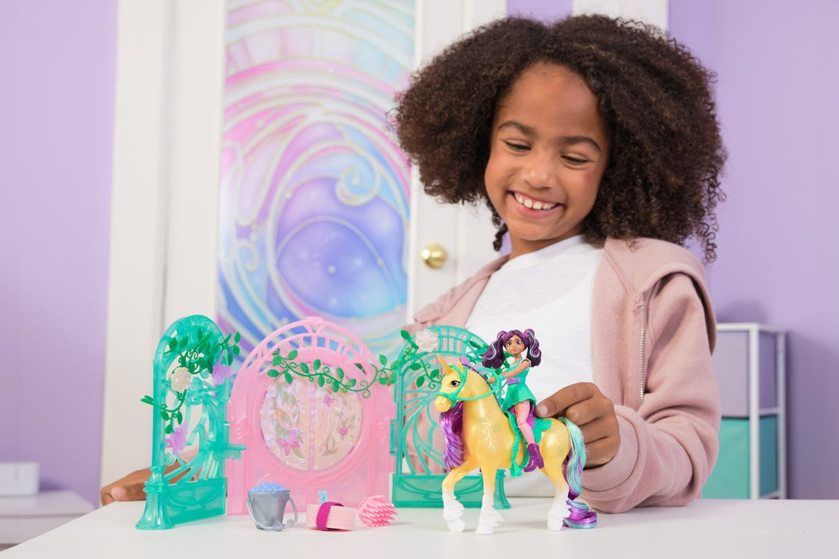 UNICORN ACADEMY SET PAPUSA AVA SI UNICORNUL LEAF CU ACCESORII