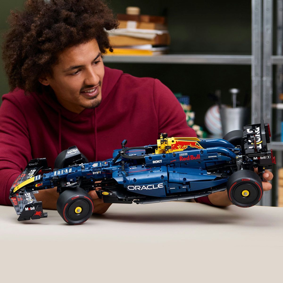 LEGO TECHNIC MASINA F1 ORACLE RED BULL RACING RB20 42206