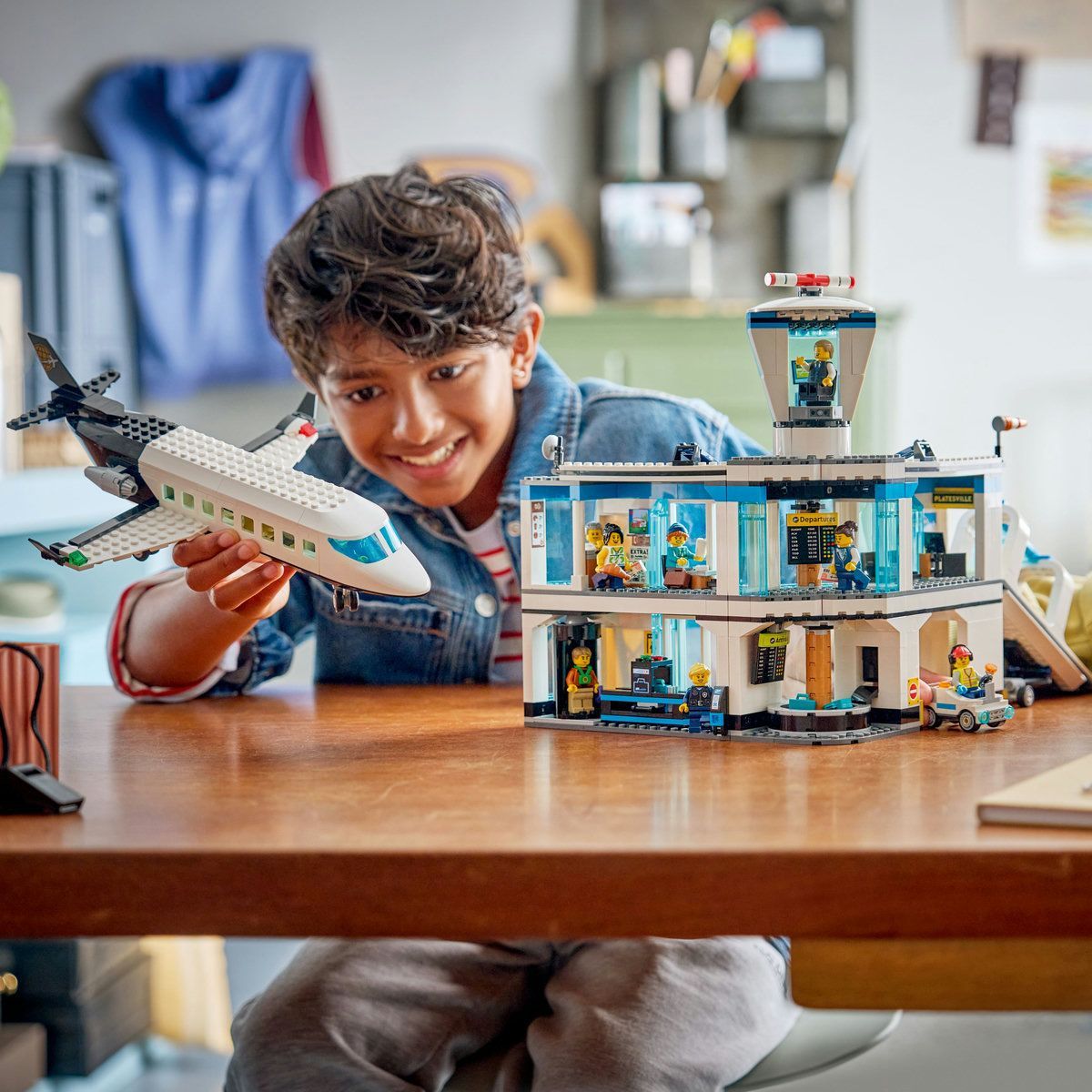 LEGO CITY AEROPORT CU AVION 60502