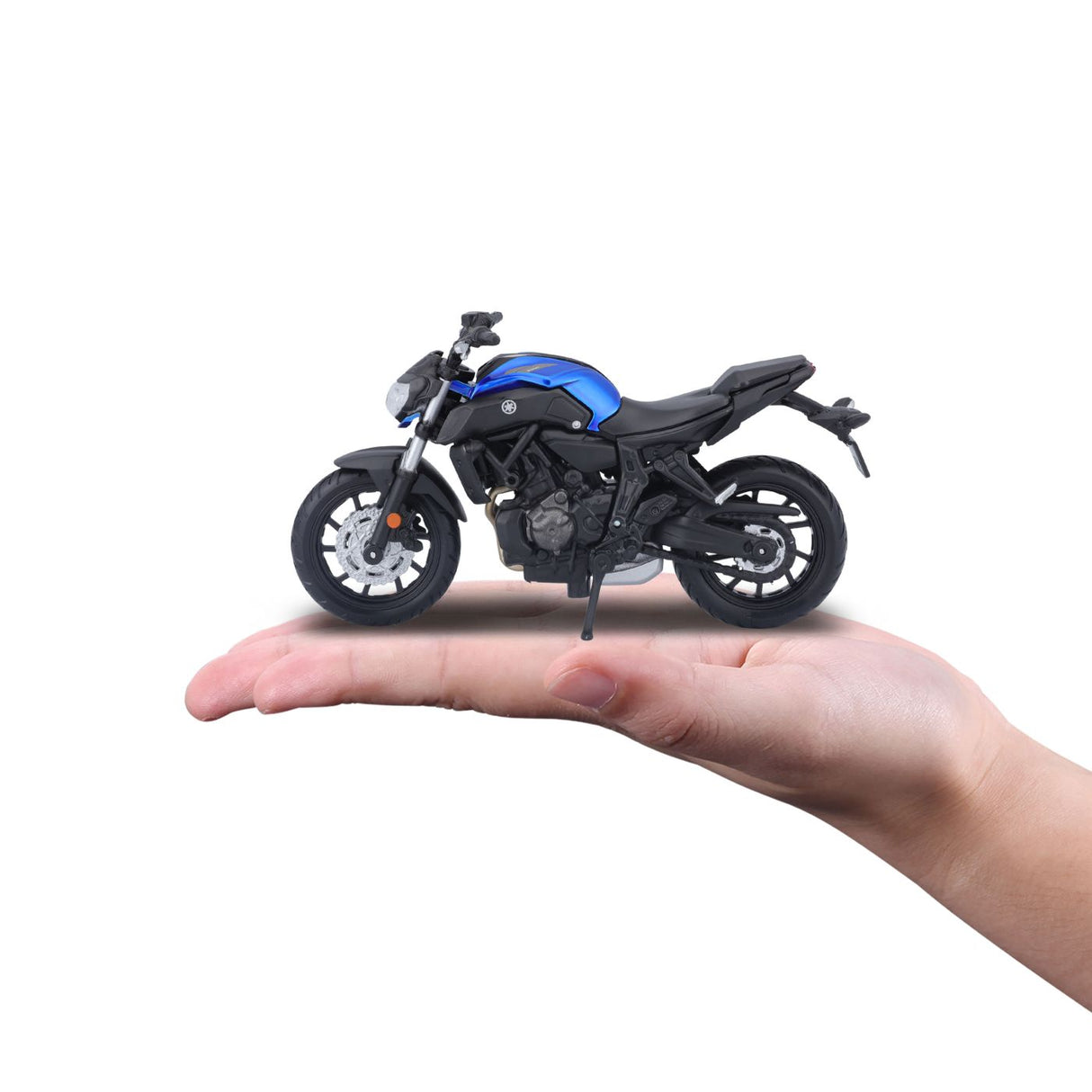 MAISTO MOTOCICLETA METALICA EDITIE SPECIALA YAMAHA MT07 SCARA 1 LA 18