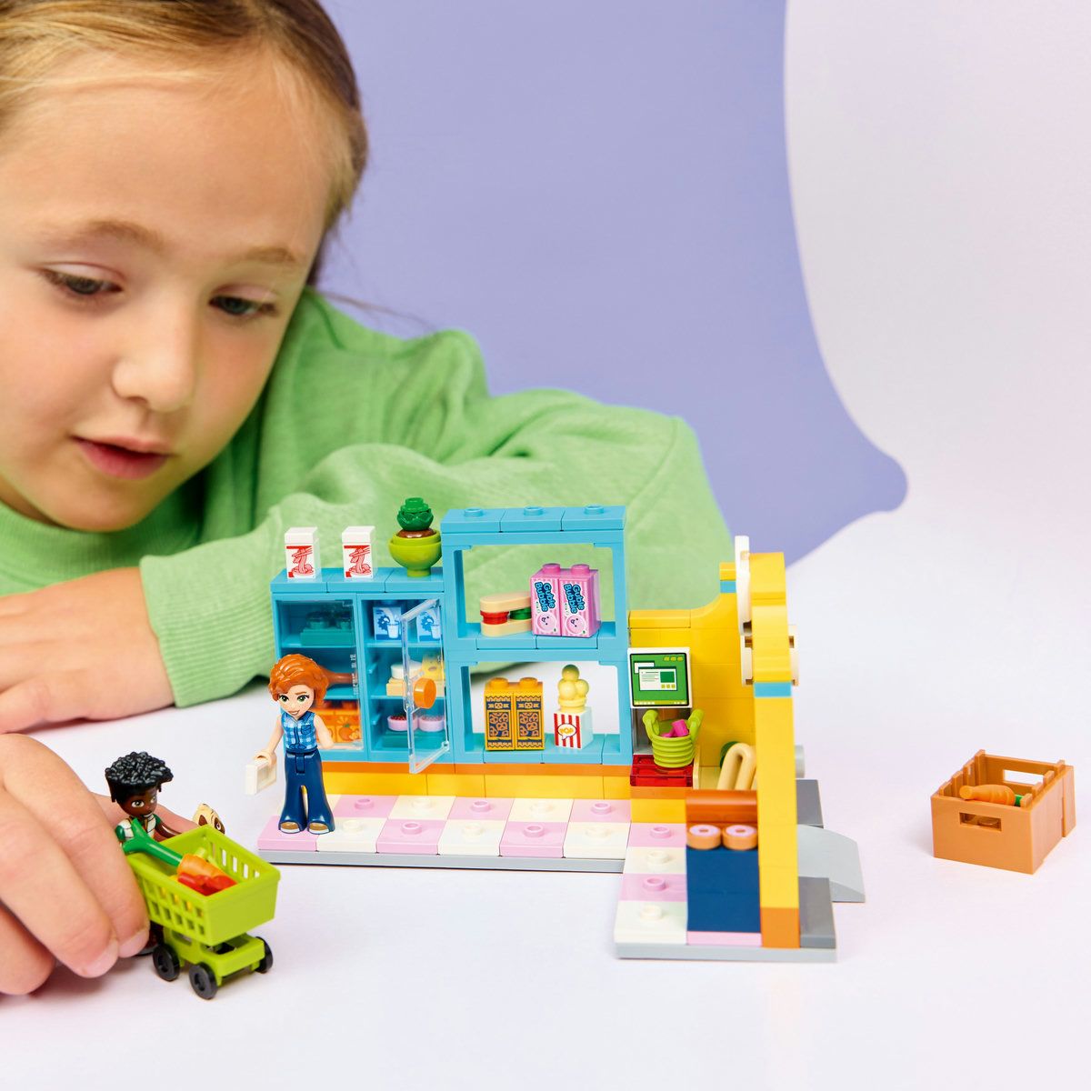 LEGO FRIENDS MAGAZINAS IN ORASUL HEARTLAKE 42680