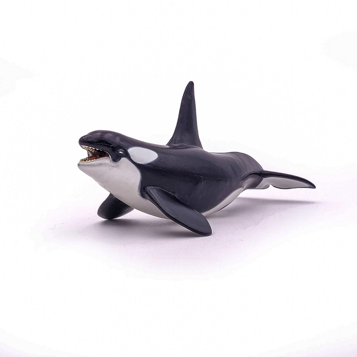 PAPO FIGURINA  BALENA UCIGASA