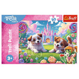 PUZZLE TREFL 30 FAMILIA TREFLIK O LUME PLINA DE ZAMBETE