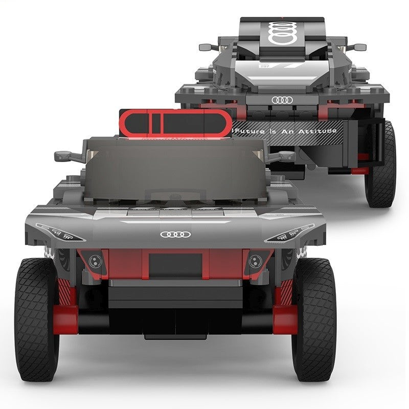 MASINUTA CONSTRUIBILA AUDI RS Q E TRON SCARA 1 LA 30