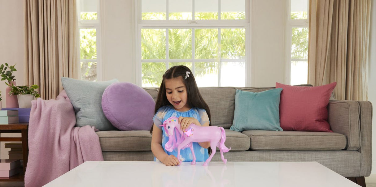 BARBIE UNICORN ROZ CU LUMINI STRALUCITOARE SI SUNETE