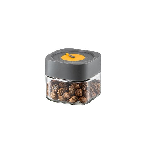 Borcan Alimentar din sticla cu Capac Vid, Vivimall, 500 ml, Inchidere Ermetica pentru Orice Tip de Produse, Design Patrat, 10 x 10 x 9 cm, Transparenta cu Capac Gri - vivimall.ro
