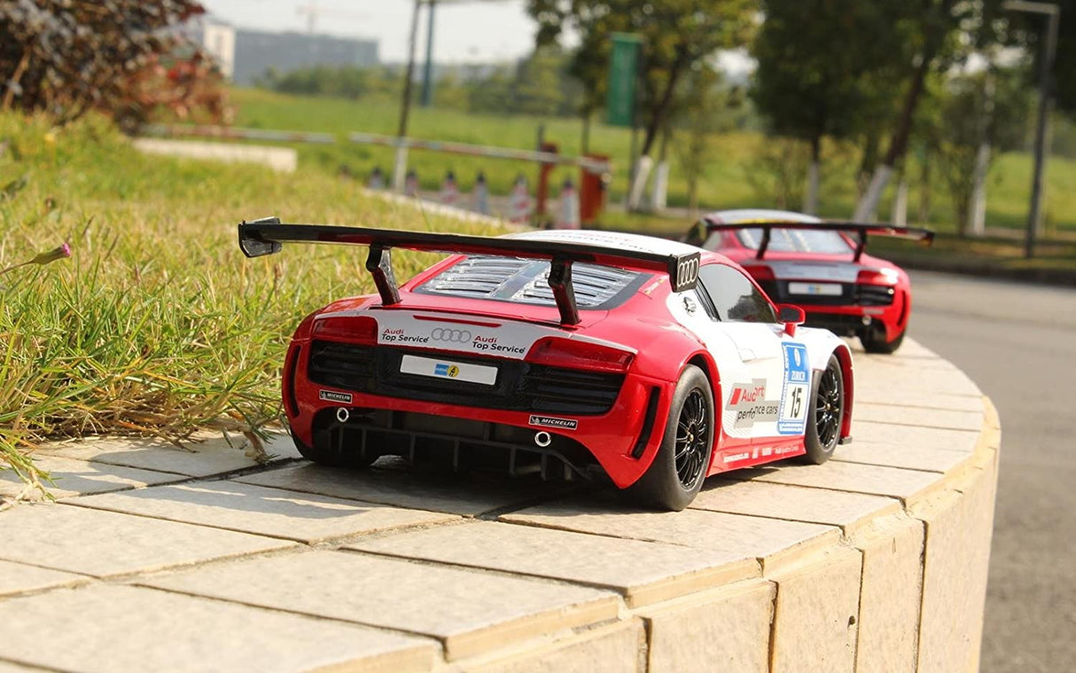 MASINA CU TELECOMANDA AUDI R8 LMS PERFORMANCE SCARA 1 LA 18