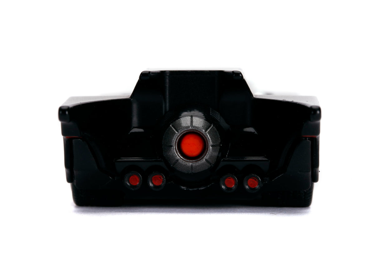 BATMAN MASINA BATMOBILE CU FIGURINA 1:32