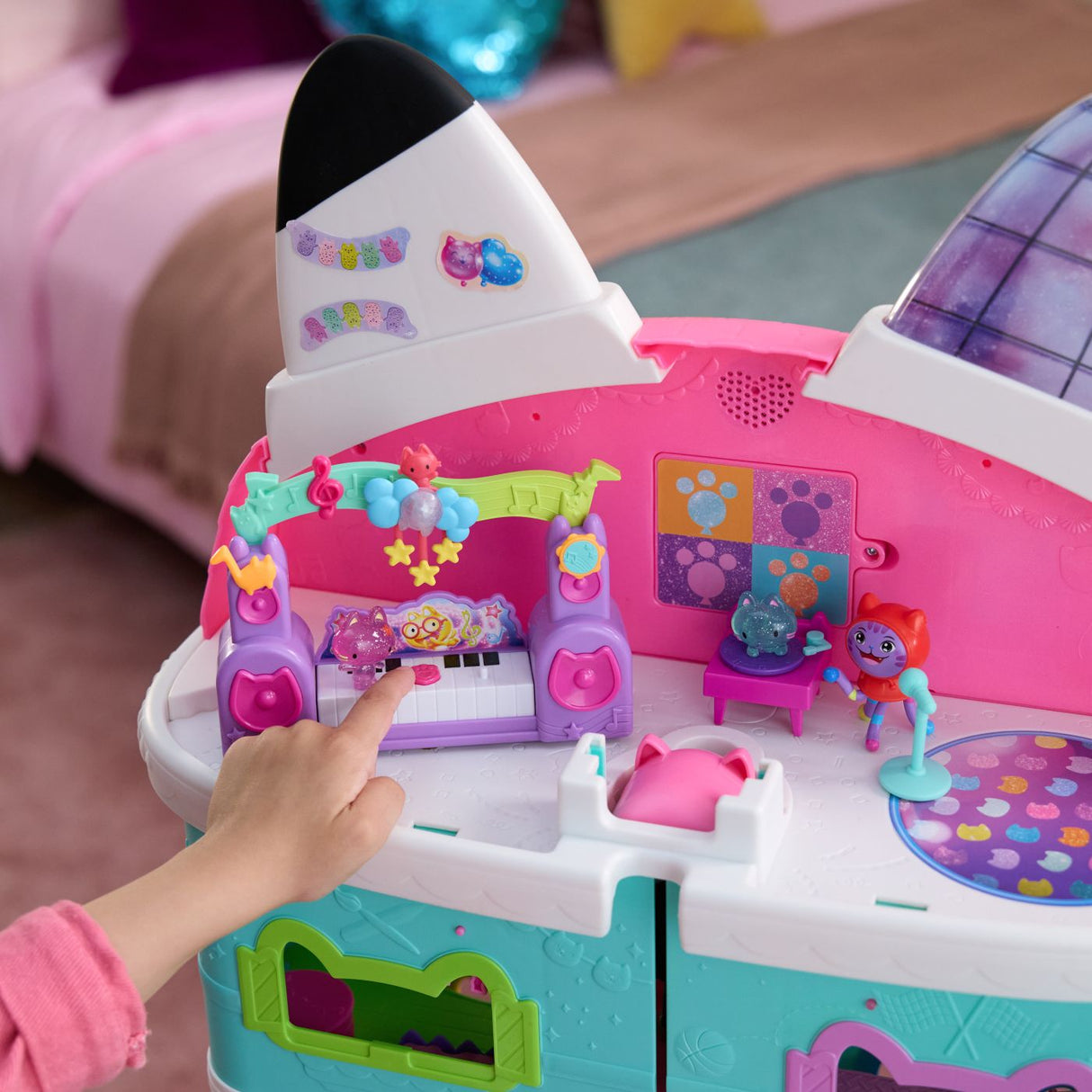 GABBYS DOLLHOUSE FILMUL SET PETRECERE