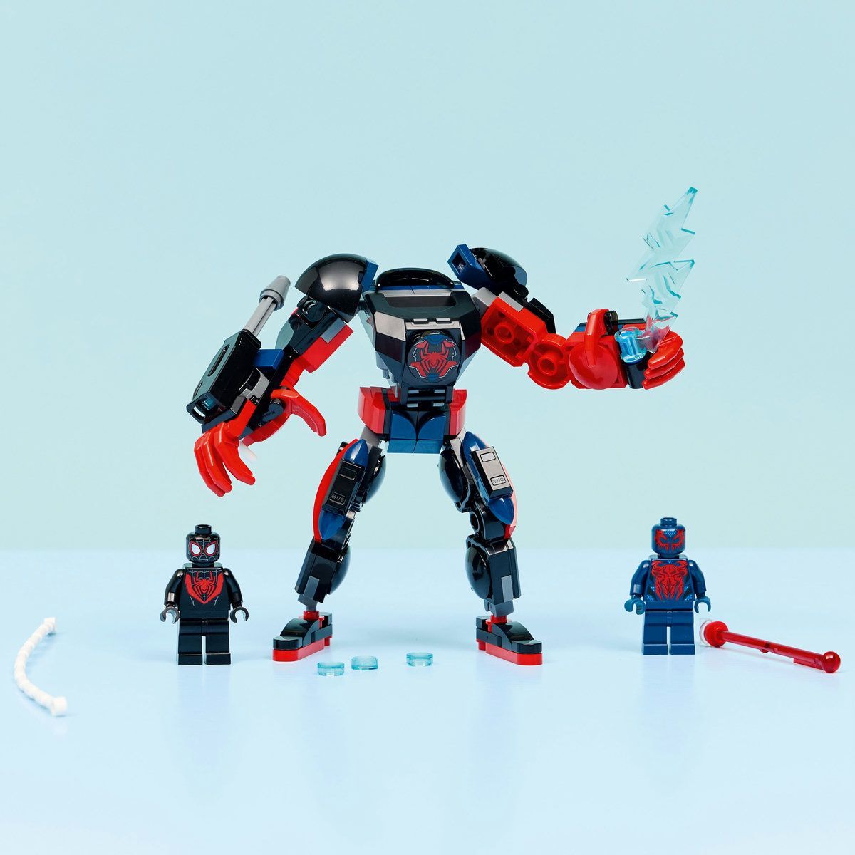 LEGO MARVEL ROBOTUL LUI MILES MORALES VS OMUL PAIANJEN 2099 76337