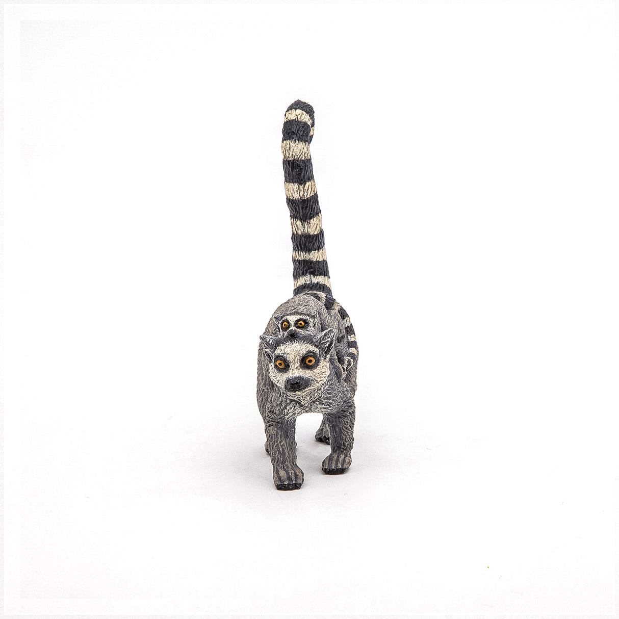 PAPO FIGURINA LEMUR CU PUI