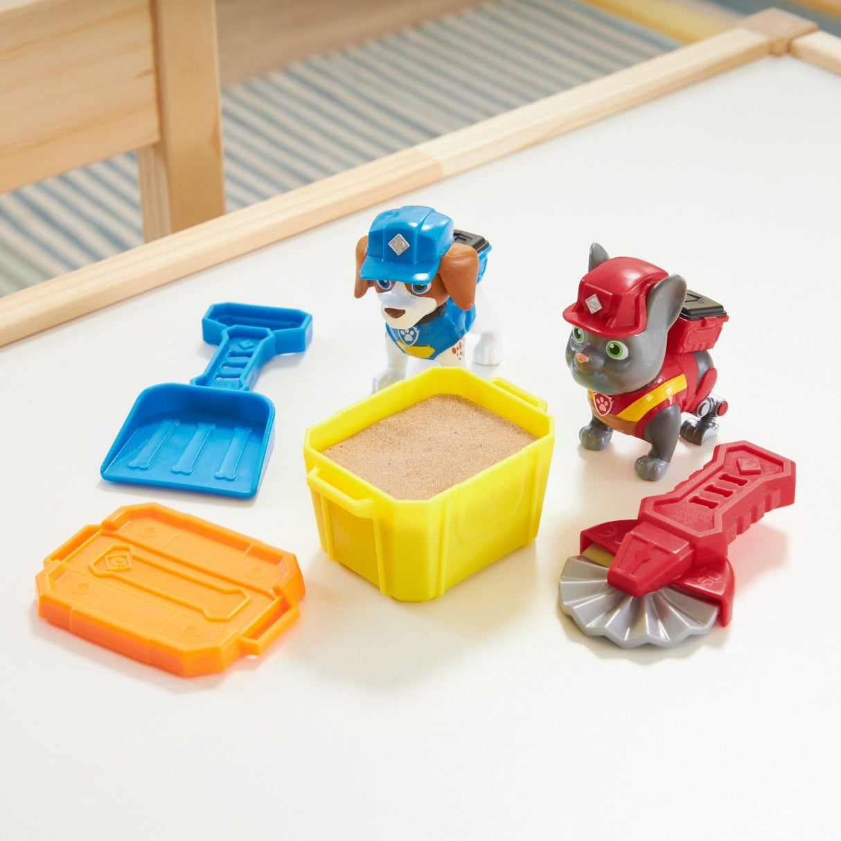 PATRULA CATELUSILOR ECHIPA RUBBLE SET 2 FIGURINE CHARGER SI WHEELER
