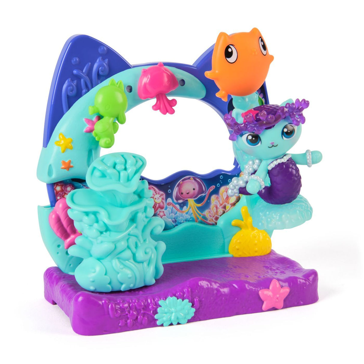 GABBYS DOLLHOUSE FILMUL SET BALCONUL ACVARIU SI FIGURINA MERCAT CU ACCESORII
