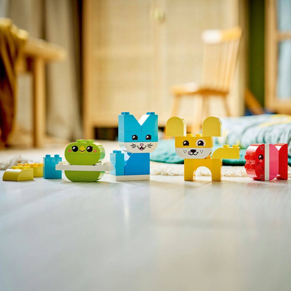 LEGO DUPLO ANIMALUTE DE COMPANIE CREATIVE 3 IN 1 10477