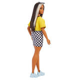 PAPUSA BARBIE FASHIONISTA BRUNETA CU SUVITE BLONDE