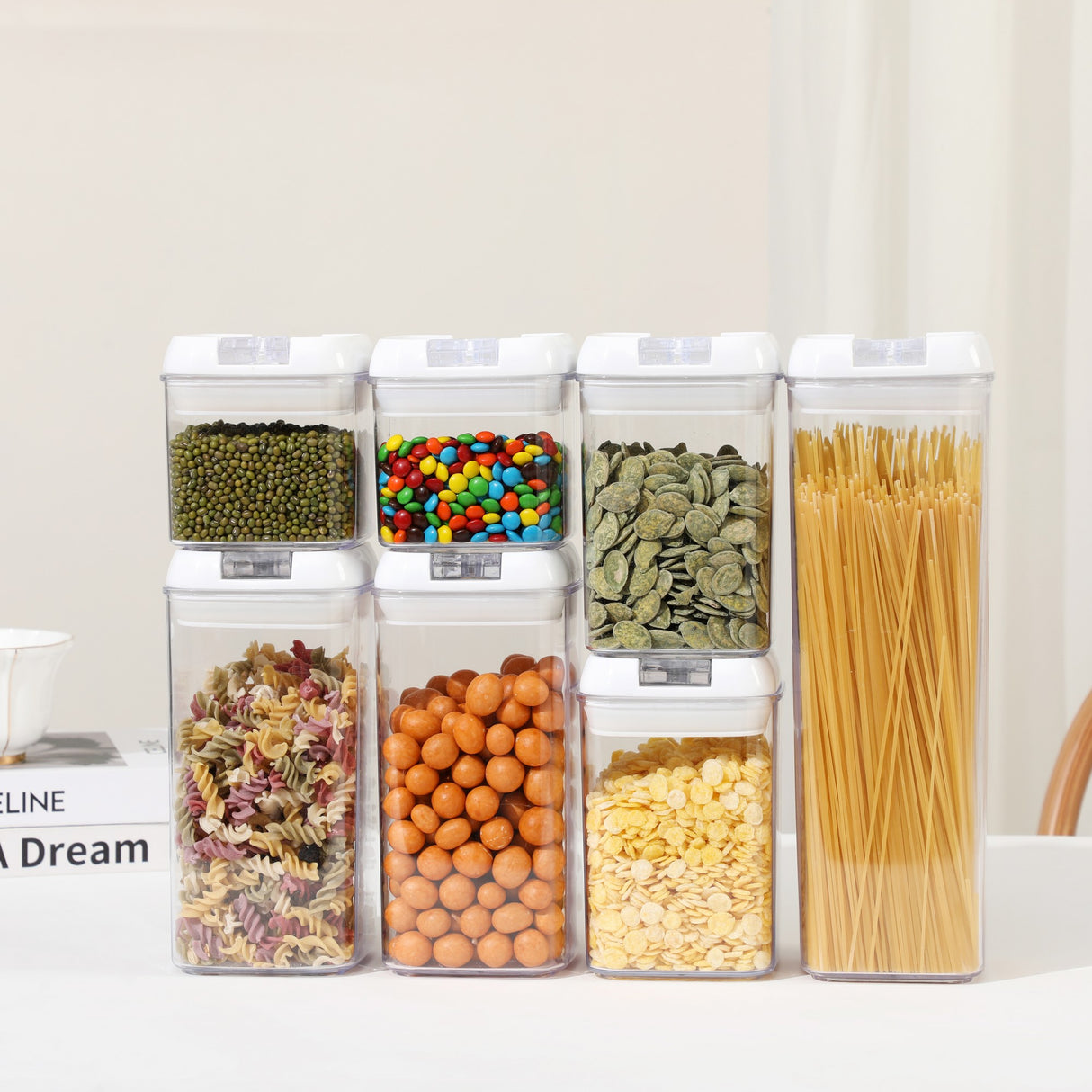 Set 7 Recipiente din Plastic, Vivimall, pentru Alimente/Obiecte, Inchidere Ermetica, 2 x 0.5l, 2 x 0.8l, 2 x 1.2l, 1 x 1.9 l, Capac Alb, Transparent - vivimall.ro