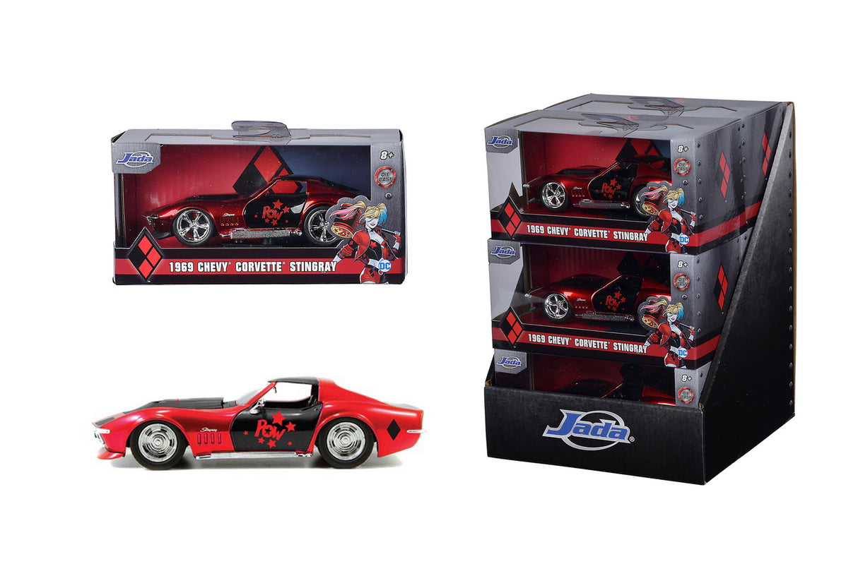 MASINA METALICA HARLEY QUINN 1969 CORVETTE STINGRAY SCARA 1 LA 32